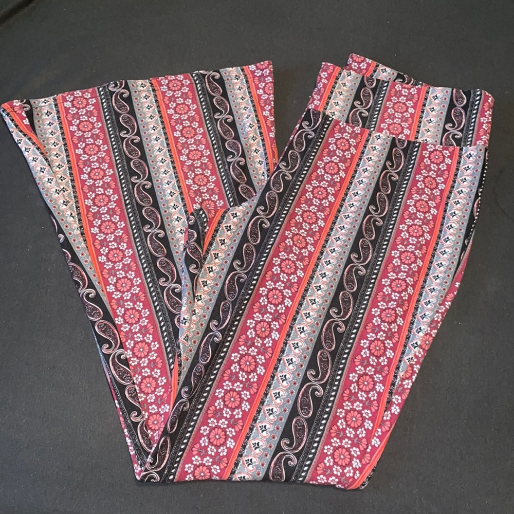 Bell bottom yoga pants